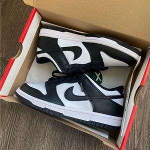 Nike dunk low retro panda